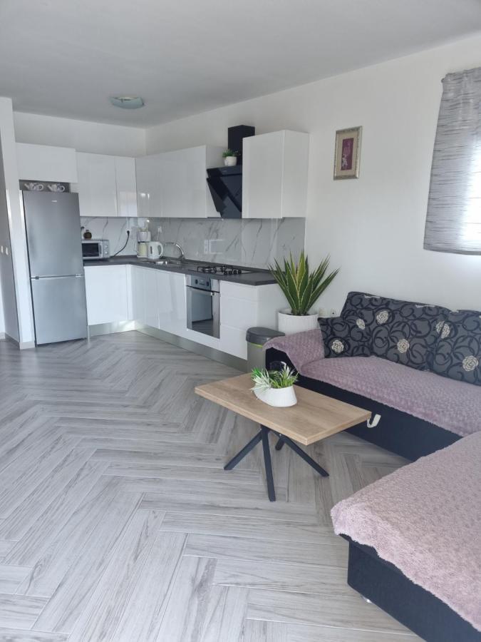 Apartments Ledic Krvavica Dış mekan fotoğraf